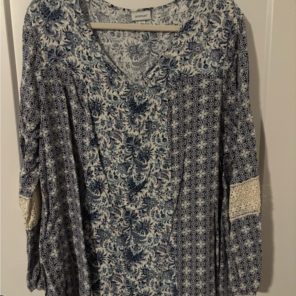 Avenue Blue and Cream Patterned Blouse